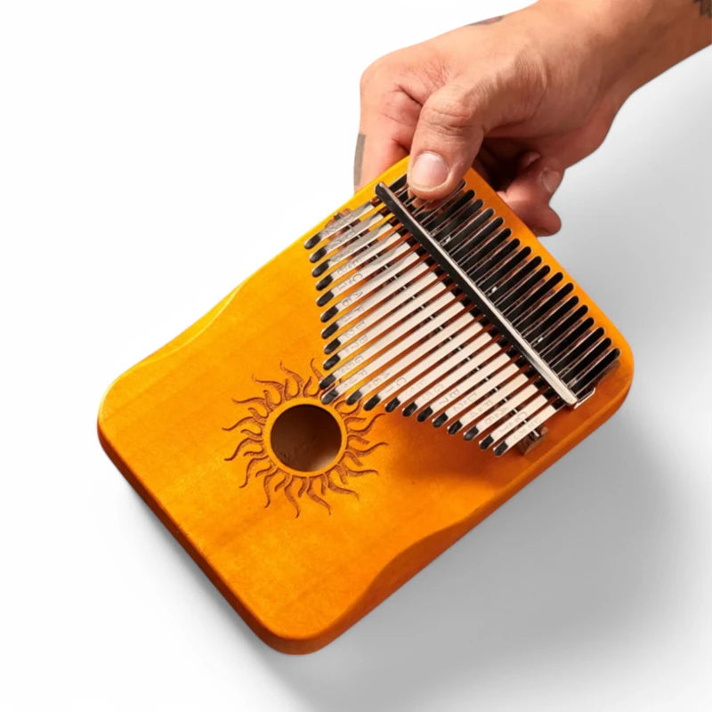 un piano à pouce ou kalimba 17 lames